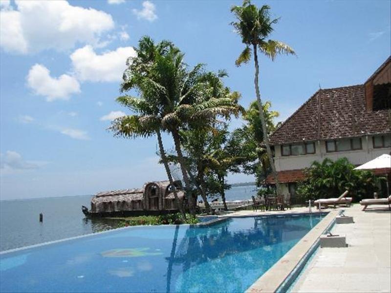 Lemon Tree Vembanad Lake Resort, Kerala Alappuzha Exterior foto